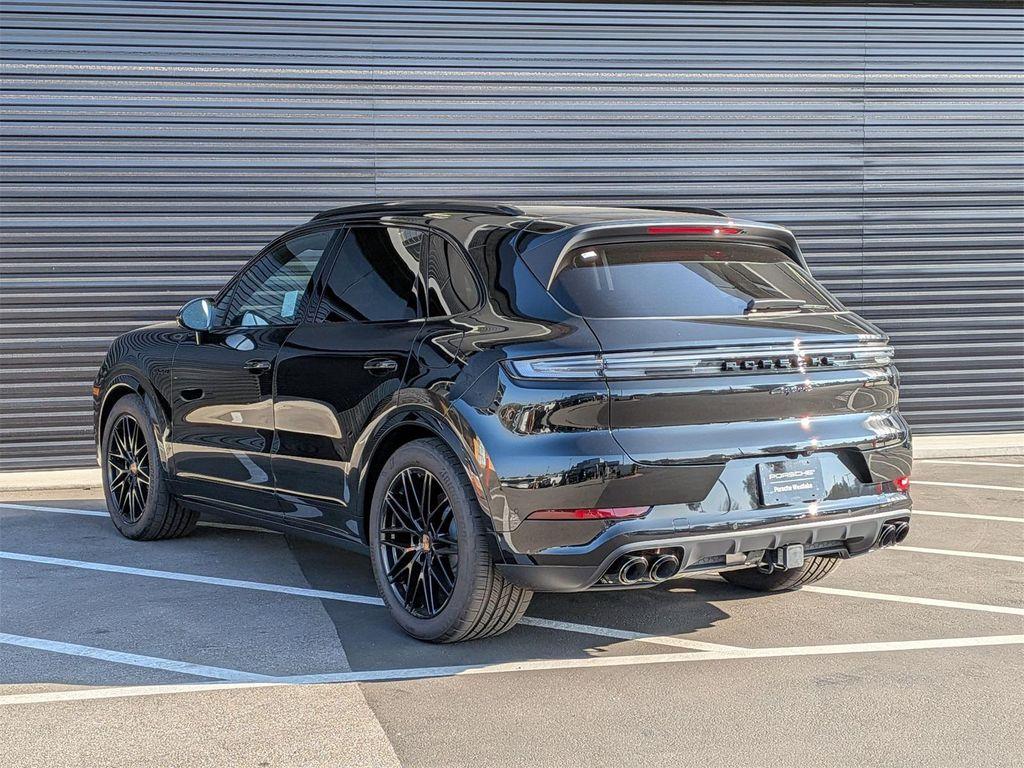 new 2025 Porsche Cayenne car, priced at $133,815