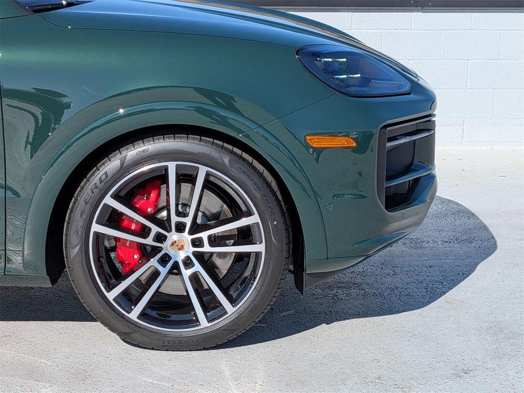 new 2025 Porsche Cayenne car, priced at $166,775