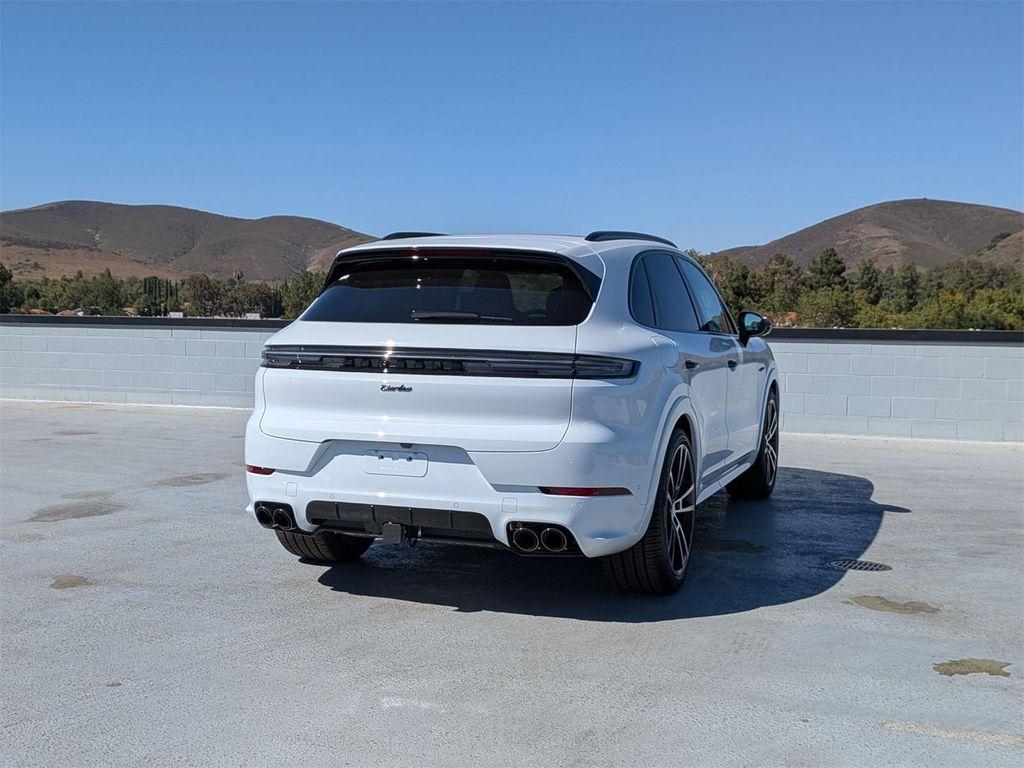 new 2025 Porsche Cayenne car, priced at $199,615