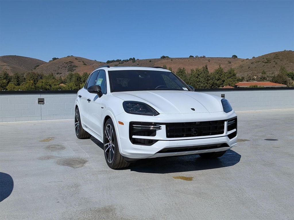 new 2025 Porsche Cayenne car, priced at $199,615
