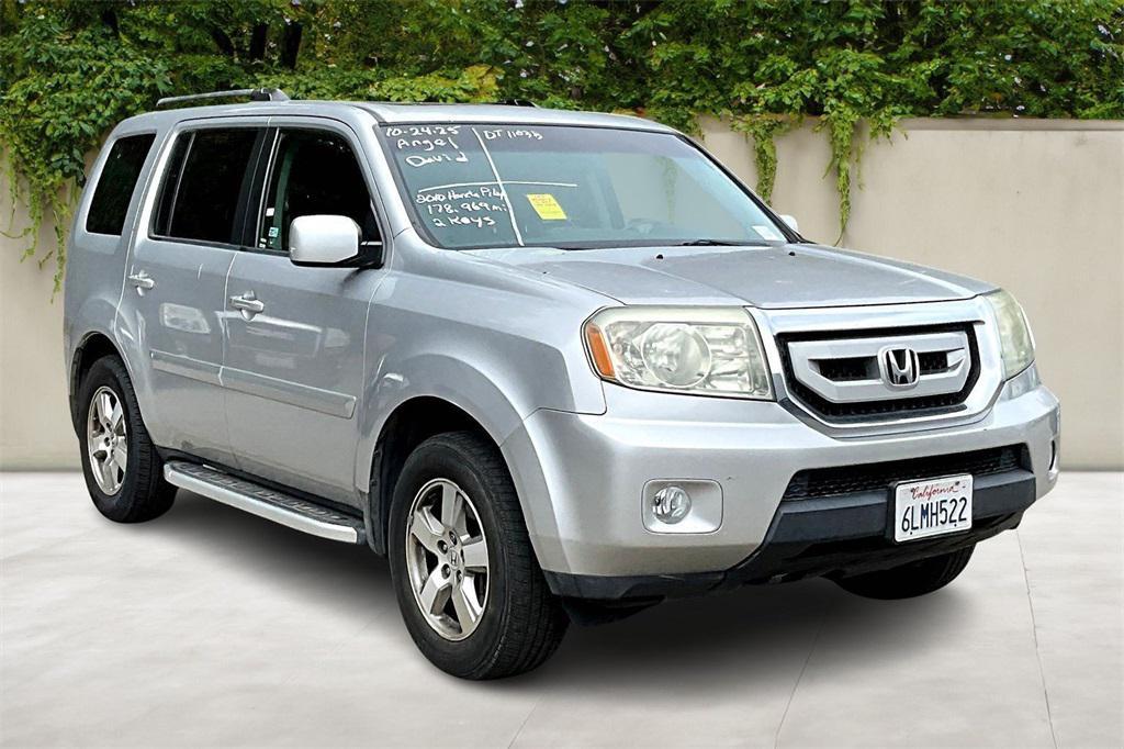used 2010 Honda Pilot car, priced at $7,995