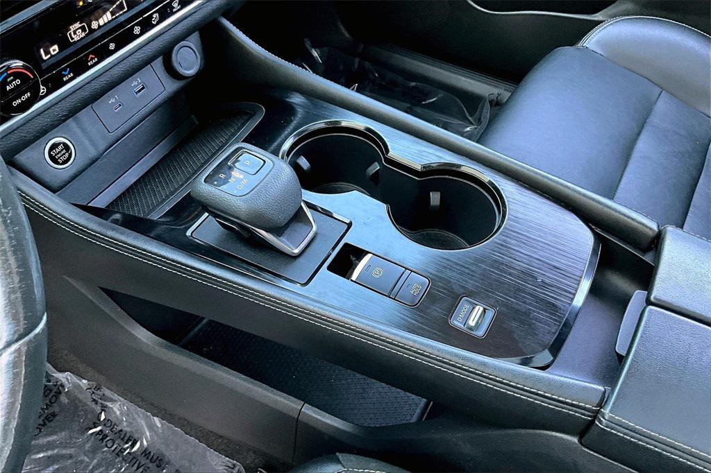 used 2022 Nissan Rogue car, priced at $22,979