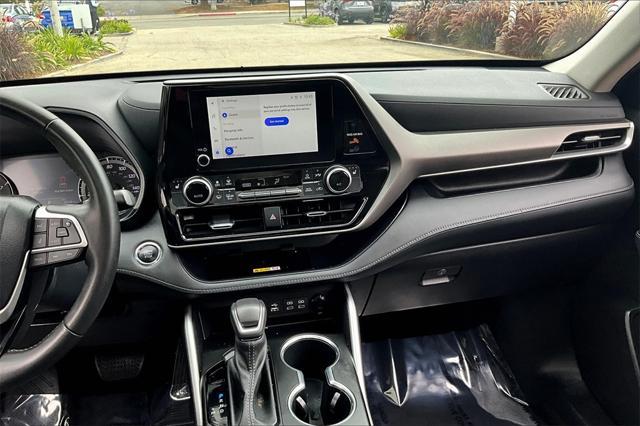 used 2023 Toyota Highlander car, priced at $38,975