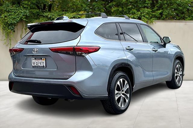 used 2023 Toyota Highlander car, priced at $38,975