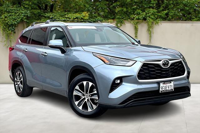 used 2023 Toyota Highlander car, priced at $38,975