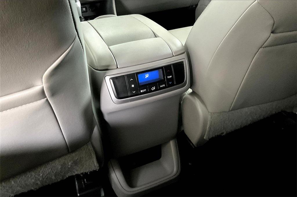 used 2018 Toyota Highlander car, priced at $21,478