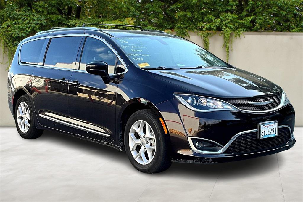used 2017 Chrysler Pacifica car, priced at $14,979