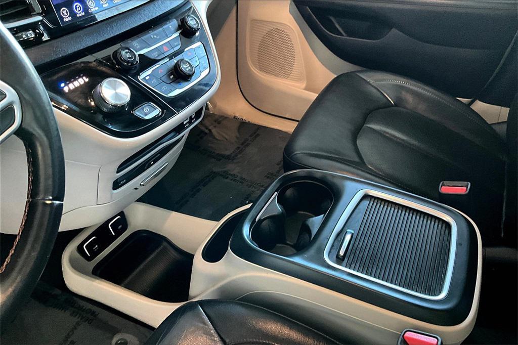 used 2017 Chrysler Pacifica car, priced at $11,986