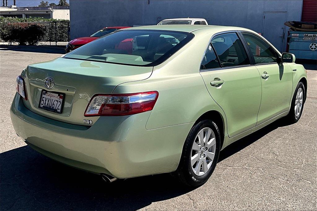 used 2007 Toyota Camry Hybrid car, priced at $10,989