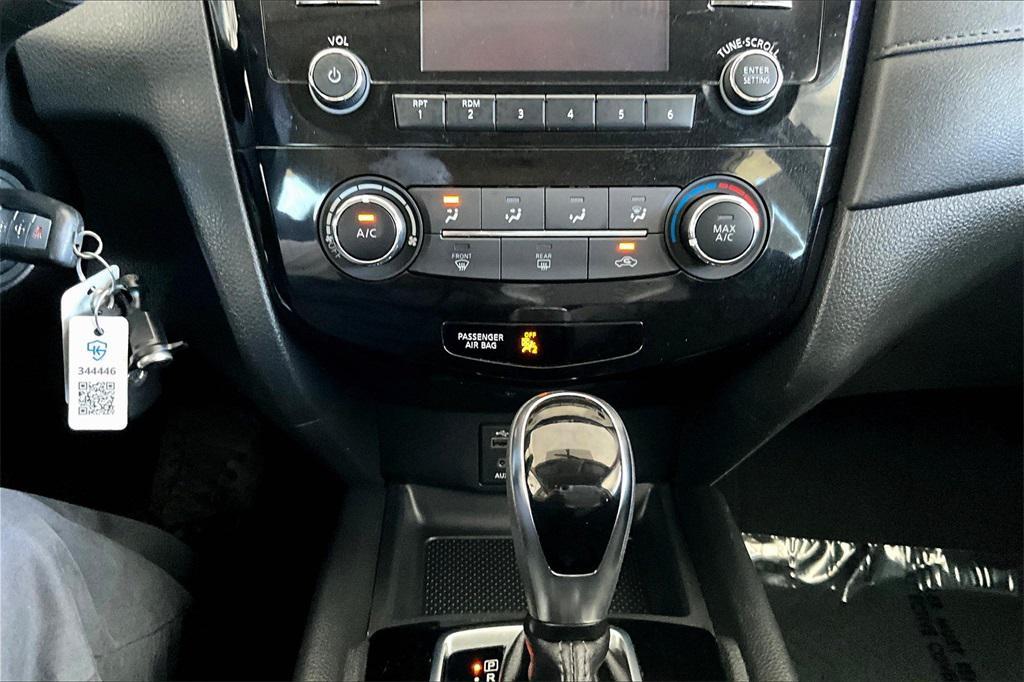 used 2017 Nissan Rogue car, priced at $14,985