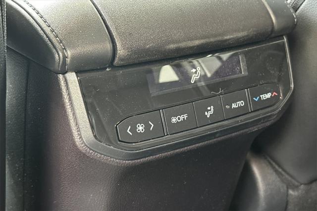 used 2025 Toyota Highlander car, priced at $46,998