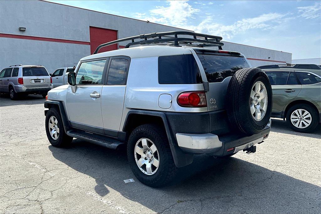 used 2007 Toyota FJ Cruiser car, priced at $15,979