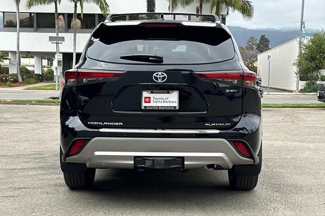 new 2025 Toyota Highlander Hybrid car, priced at $57,072