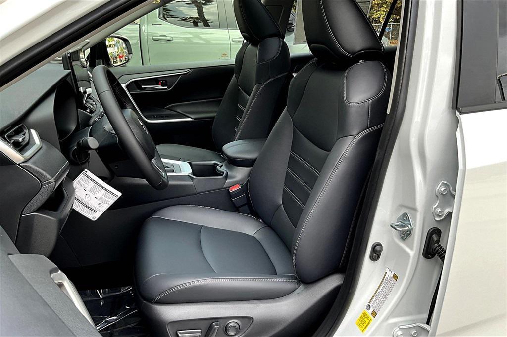 new 2025 Toyota RAV4 car, priced at $39,918