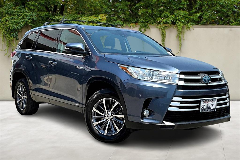 used 2019 Toyota Highlander Hybrid car, priced at $24,979