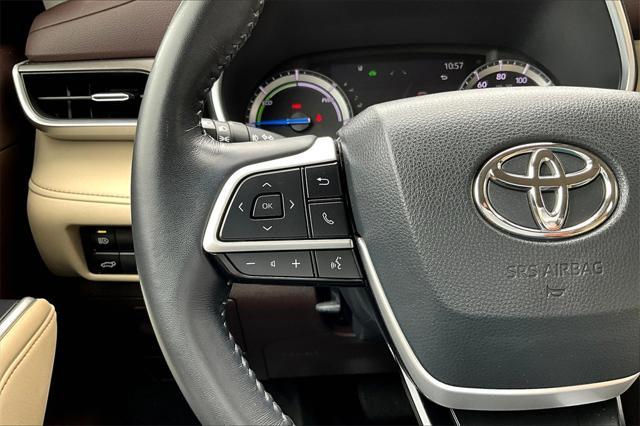 used 2022 Toyota Highlander Hybrid car, priced at $40,979