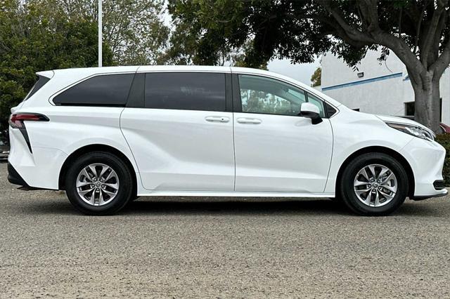 used 2022 Toyota Sienna car, priced at $39,062