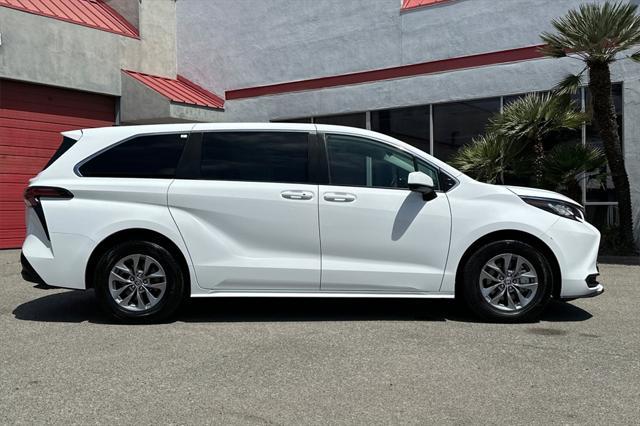 used 2022 Toyota Sienna car, priced at $34,985