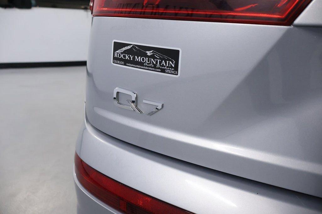 used 2017 Audi Q7 car, priced at $16,999