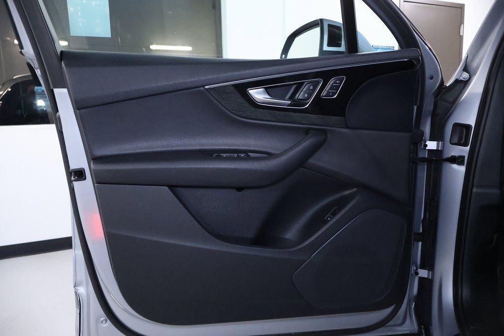 used 2017 Audi Q7 car, priced at $16,999