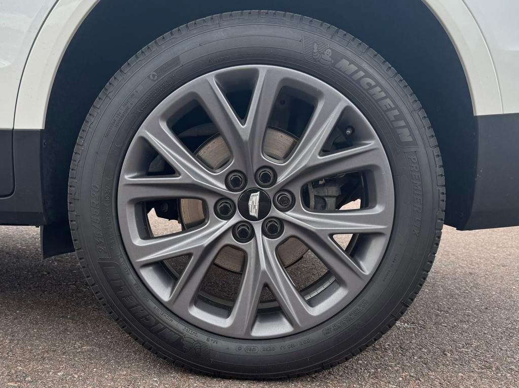 used 2020 Cadillac XT5 car, priced at $29,998
