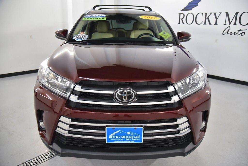 used 2017 Toyota Highlander car, priced at $28,999