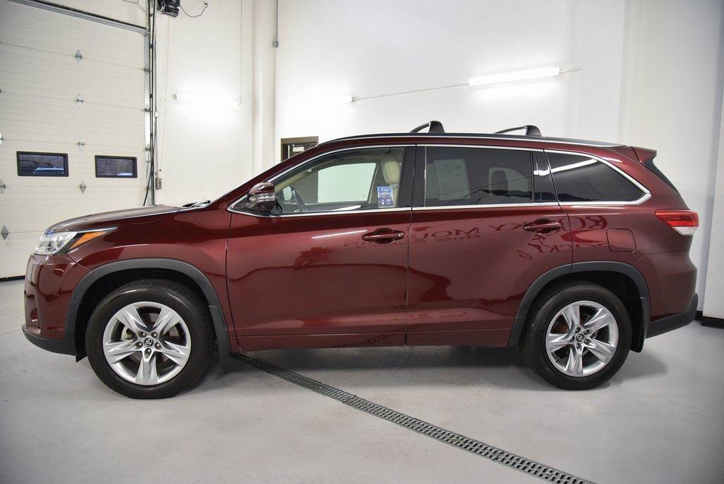 used 2017 Toyota Highlander car, priced at $28,999