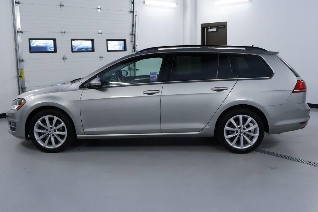 used 2017 Volkswagen Golf SportWagen car, priced at $10,498