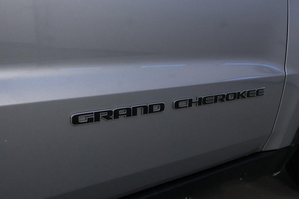 used 2017 Jeep Grand Cherokee car, priced at $17,998