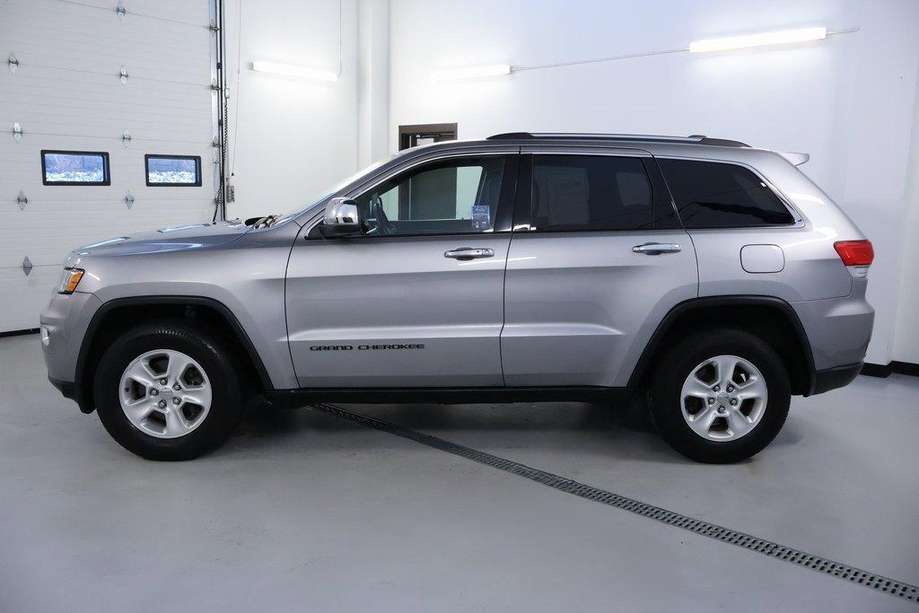 used 2017 Jeep Grand Cherokee car, priced at $17,998