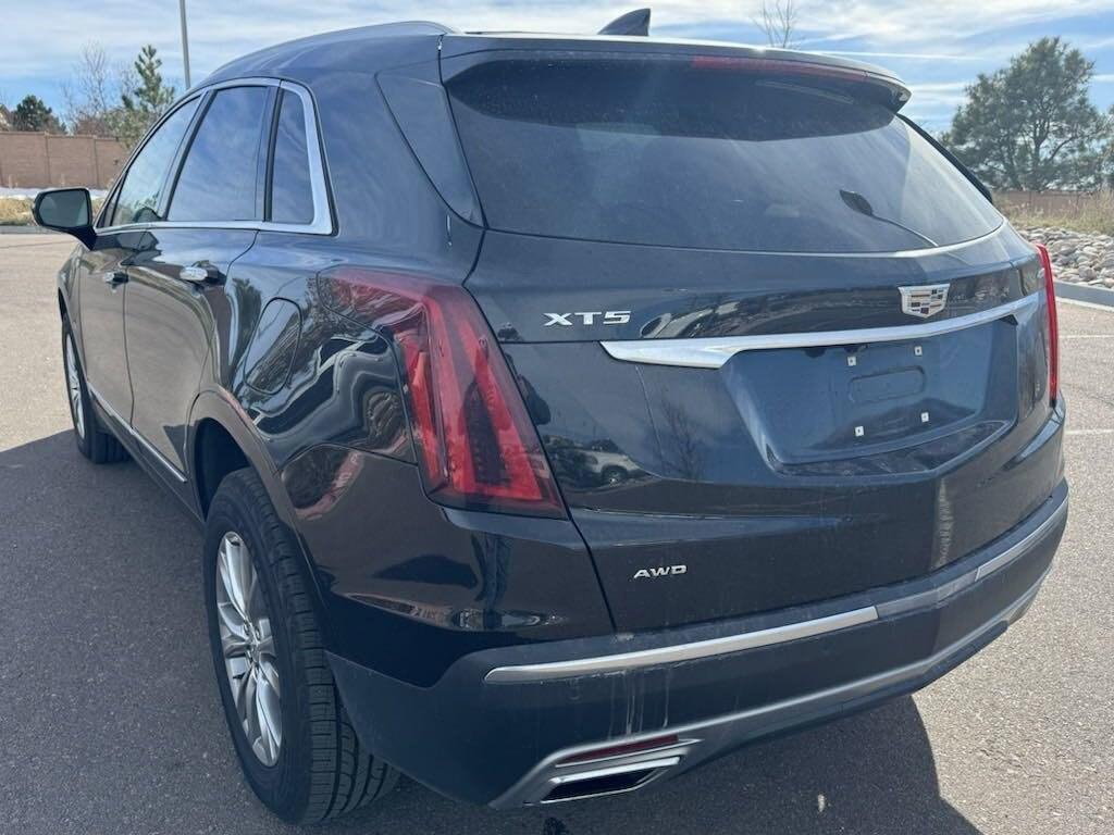 used 2022 Cadillac XT5 car, priced at $31,999