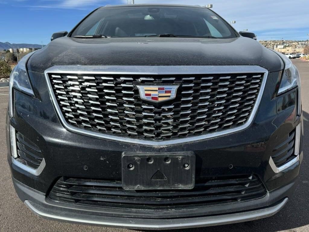 used 2022 Cadillac XT5 car, priced at $31,999