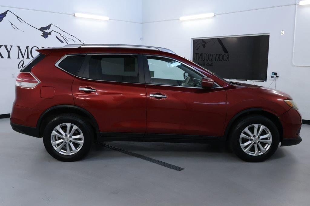 used 2014 Nissan Rogue car, priced at $5,998