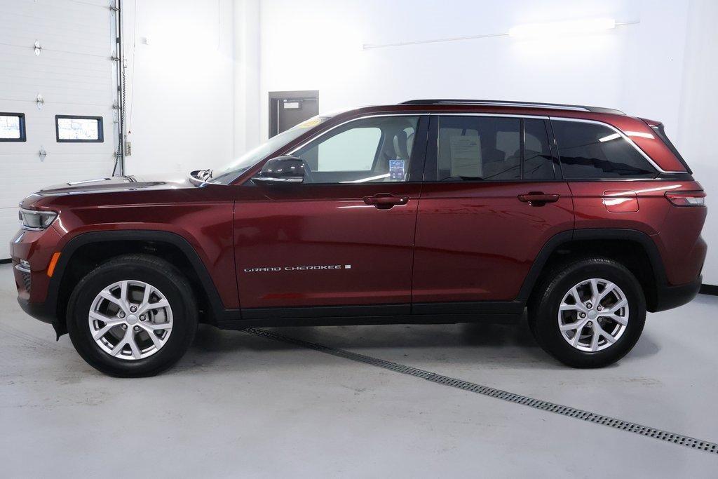 used 2022 Jeep Grand Cherokee car, priced at $33,989