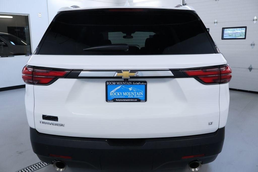 used 2023 Chevrolet Traverse car, priced at $26,498