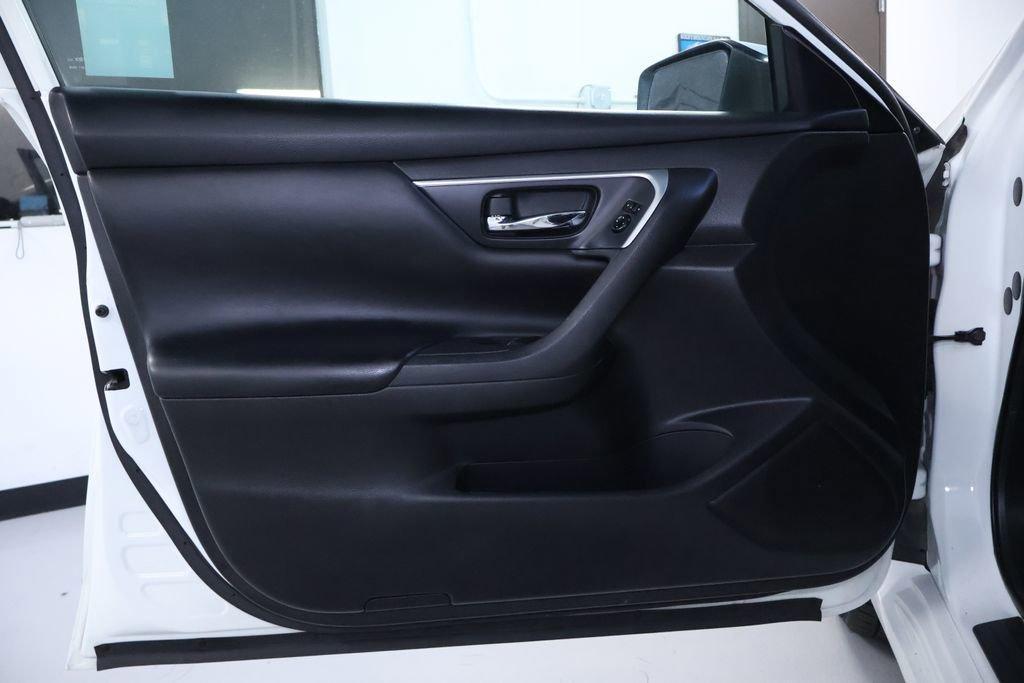 used 2016 Nissan Altima car, priced at $7,998