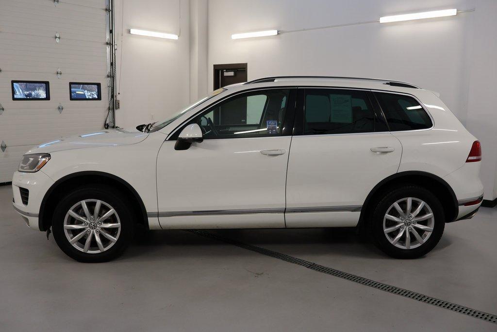 used 2015 Volkswagen Touareg car, priced at $12,498