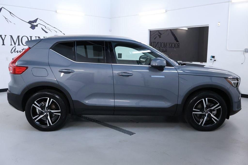 used 2023 Volvo XC40 car, priced at $30,998