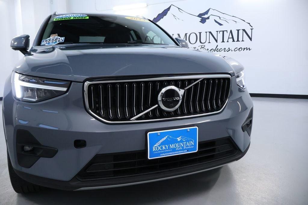 used 2023 Volvo XC40 car, priced at $30,998