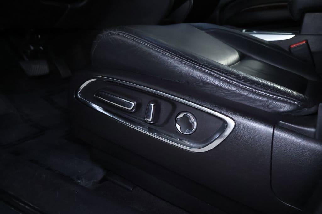 used 2020 Acura MDX car, priced at $24,498