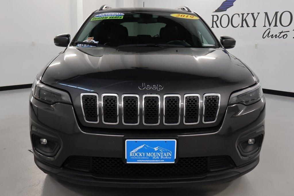 used 2019 Jeep Cherokee car, priced at $17,798