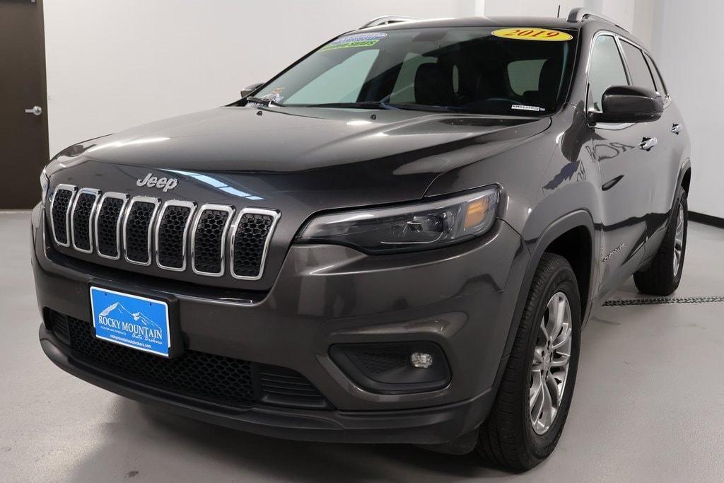 used 2019 Jeep Cherokee car, priced at $17,798