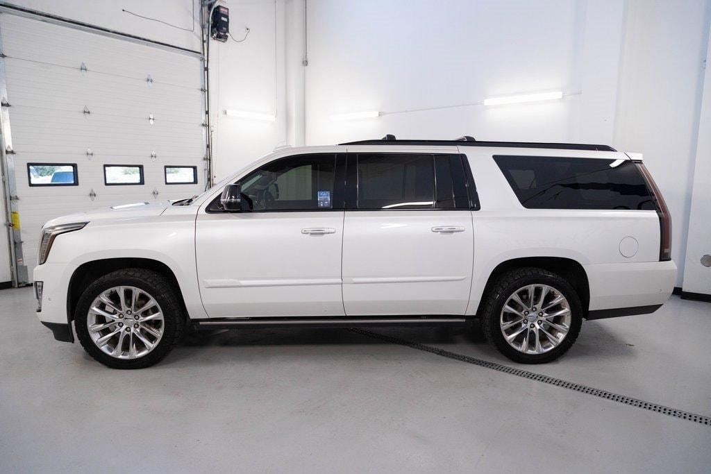 used 2017 Cadillac Escalade ESV car, priced at $28,870