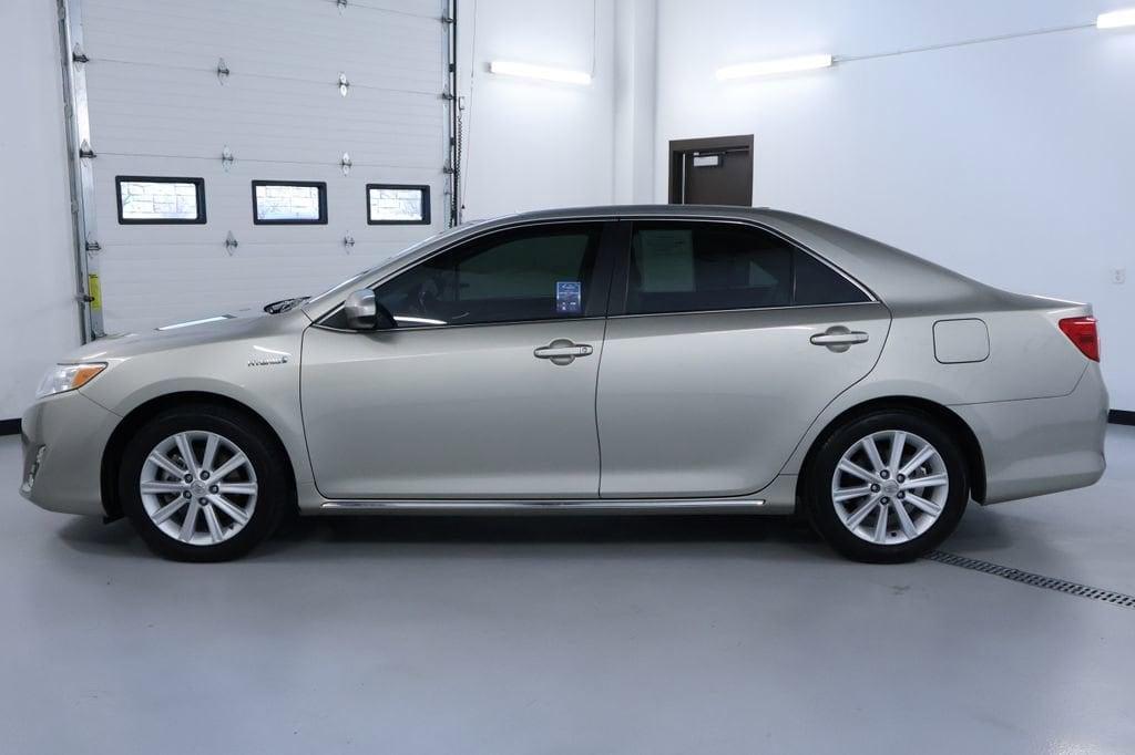 used 2014 Toyota Camry Hybrid car, priced at $12,498