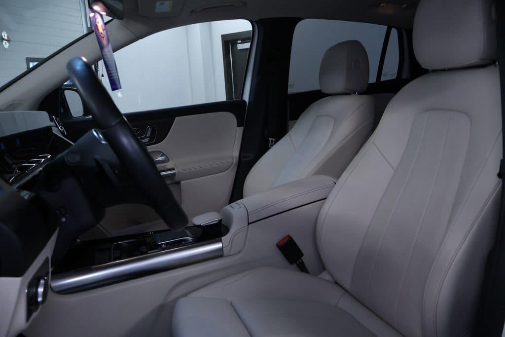 used 2021 Mercedes-Benz GLA 250 car, priced at $23,248