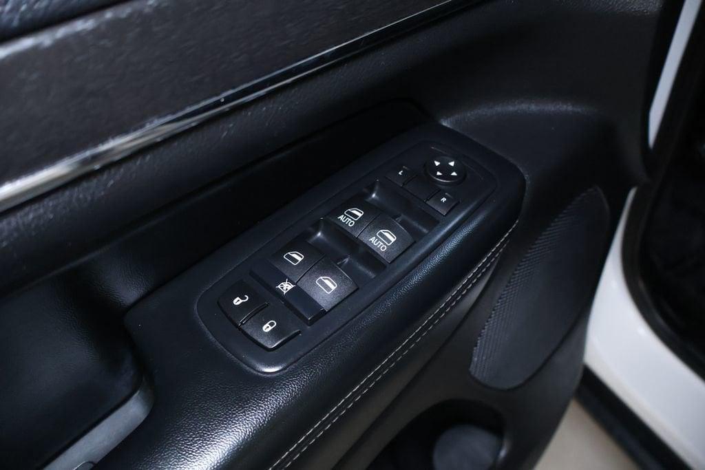 used 2016 Jeep Grand Cherokee car, priced at $9,998