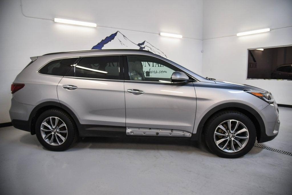 used 2019 Hyundai Santa Fe XL car, priced at $20,456