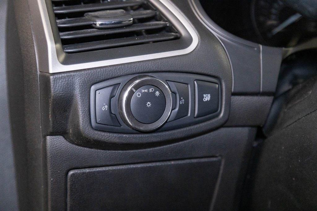 used 2022 Ford Edge car, priced at $19,979