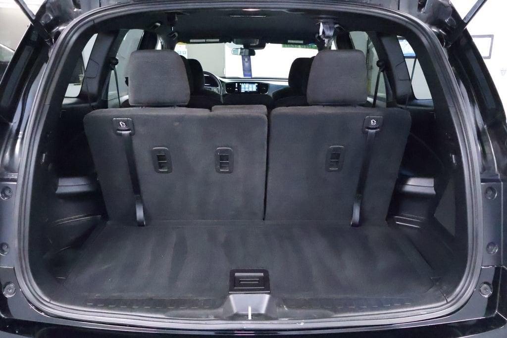 used 2022 Honda Pilot car, priced at $28,998