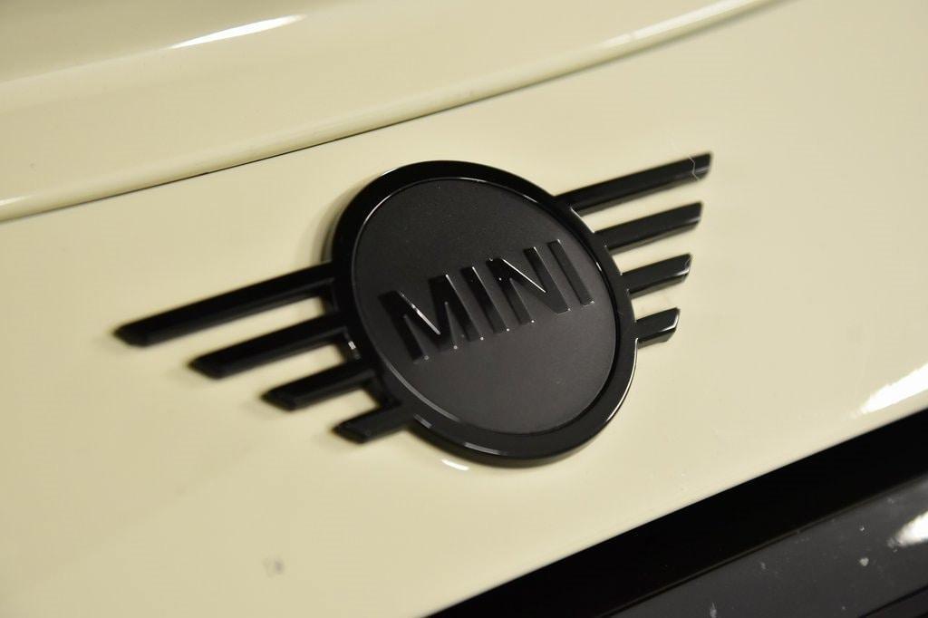 used 2023 MINI Hardtop car, priced at $26,775